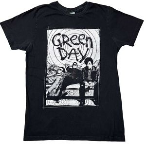 Green Day Couch Group Photo Graphic {Pacific} T-Shirt Black Unisex M